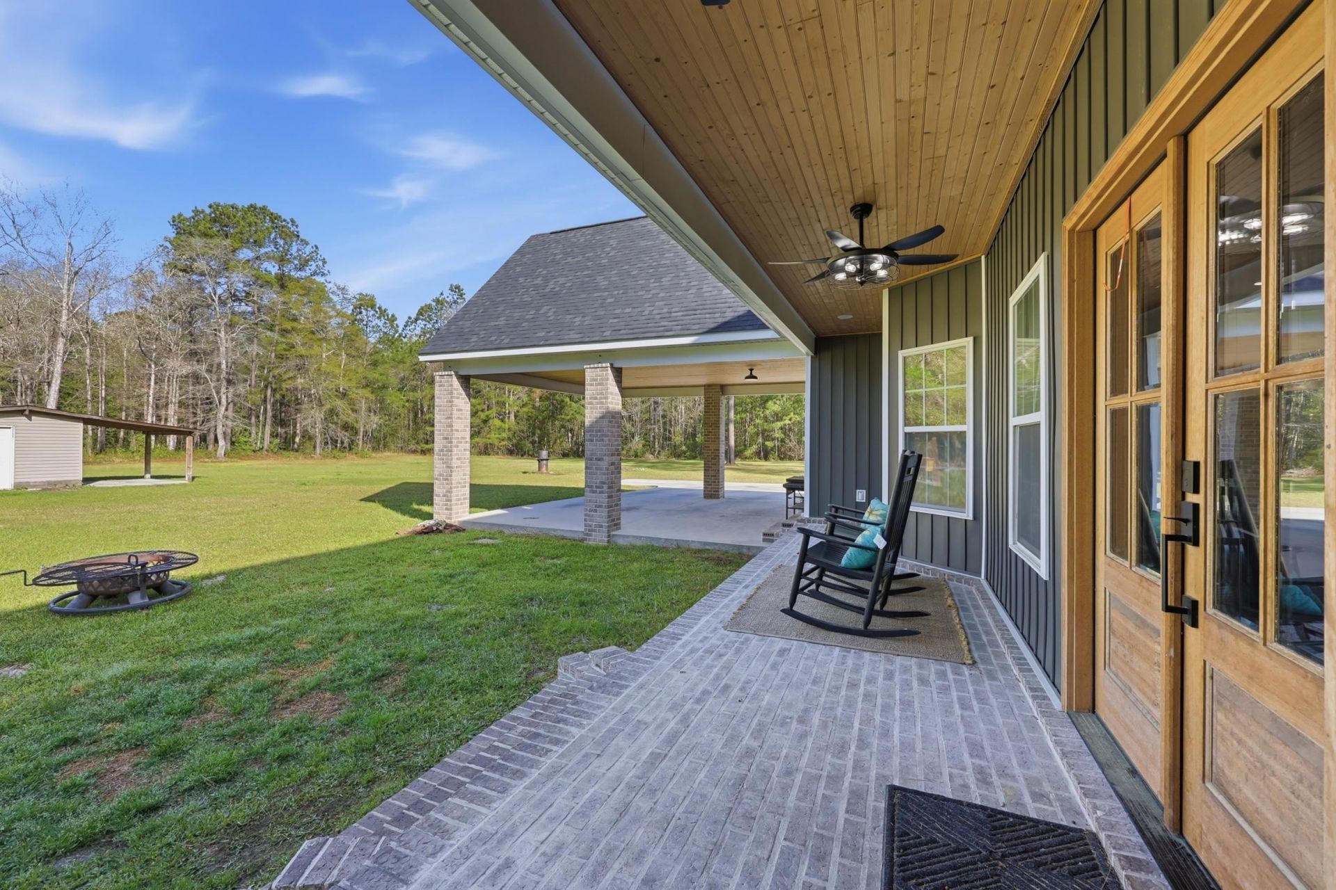 410 Miracle Ct  Photo 28