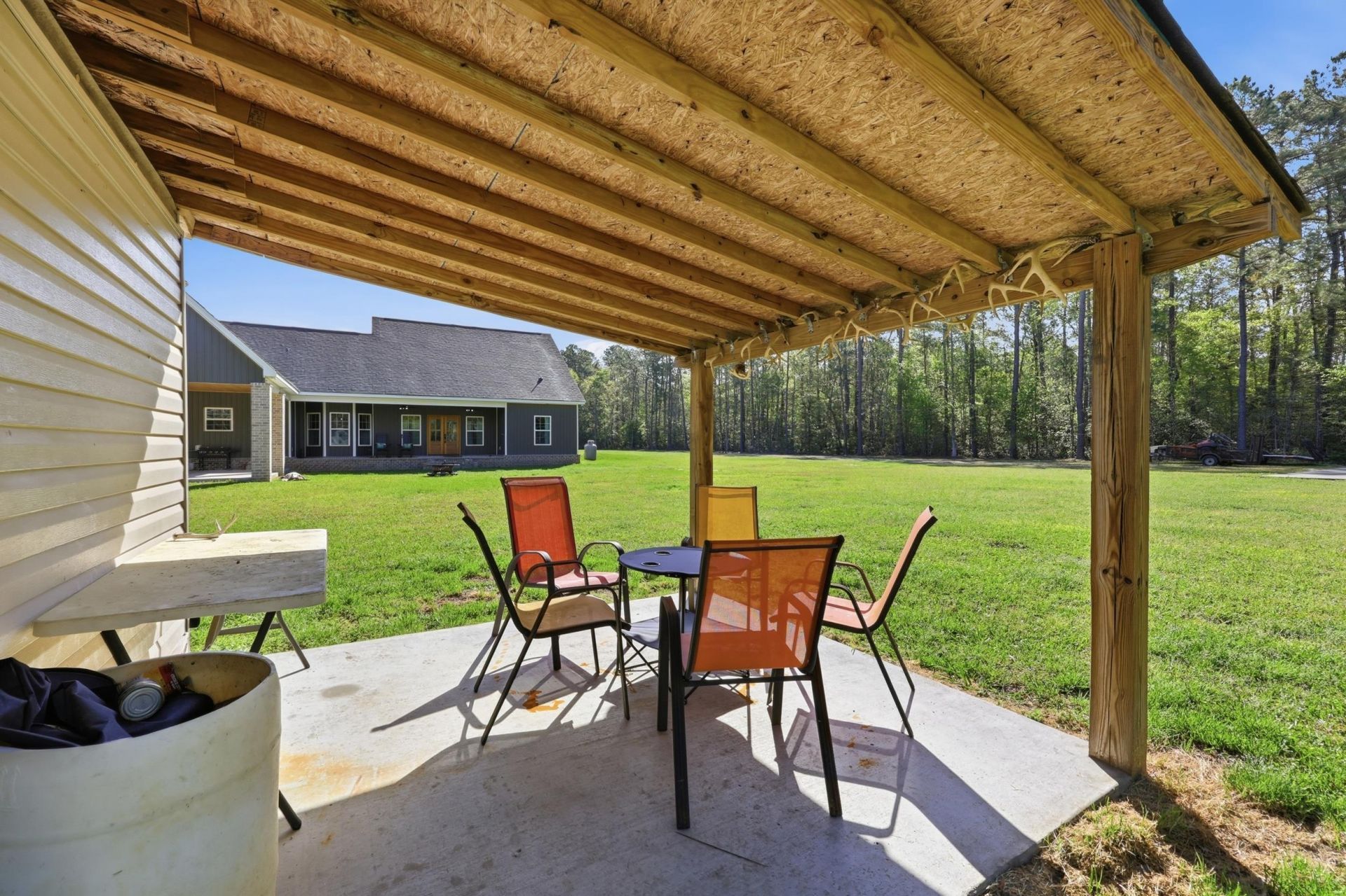 410 Miracle Ct  Photo 36