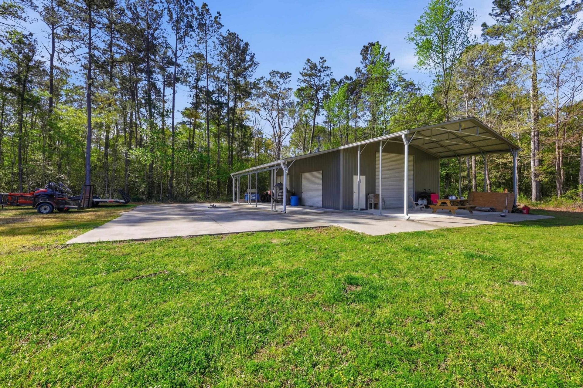 410 Miracle Ct  Photo 37