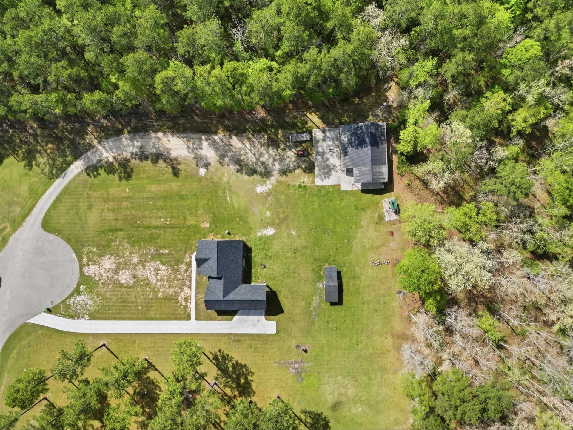 410 Miracle Ct  Photo 42