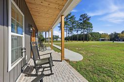 410 Miracle Ct  photo 4