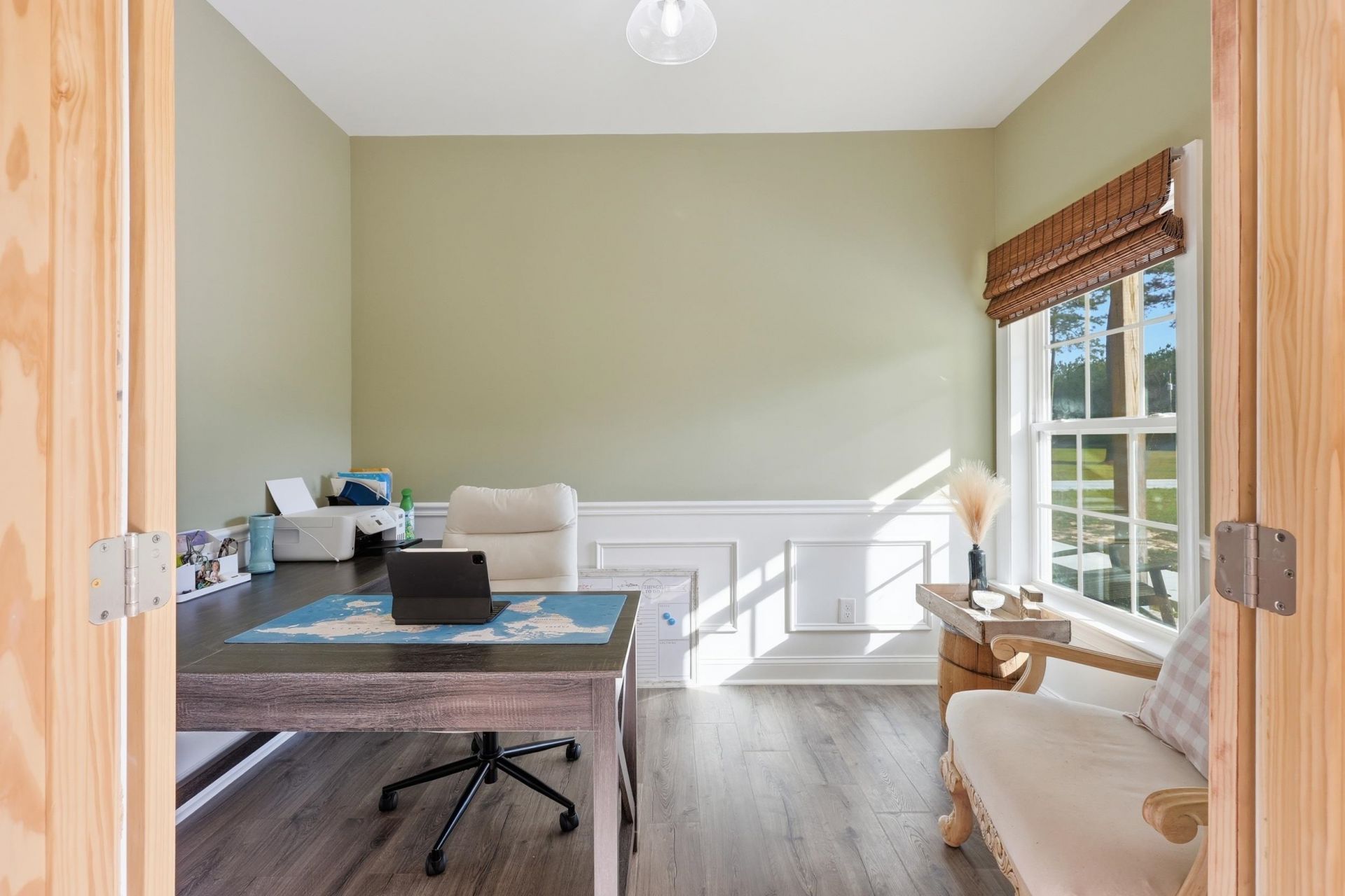 410 Miracle Ct  Photo 7