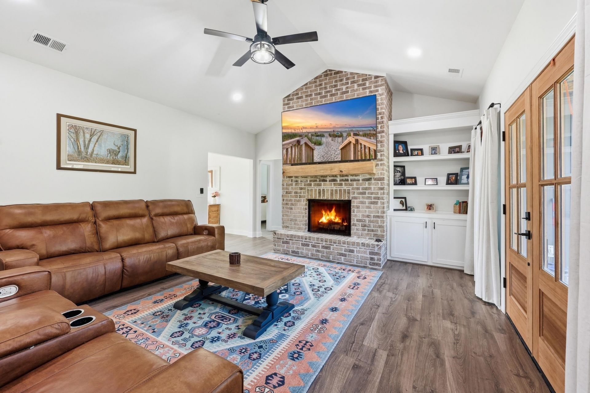 410 Miracle Ct  Photo 9