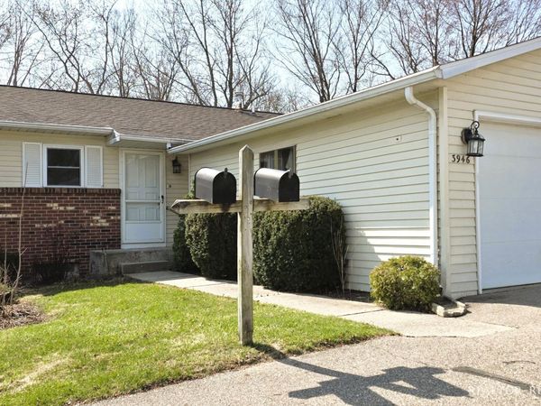 3946 Monte Carlo Court SE, Grand Rapids, MI 49512
