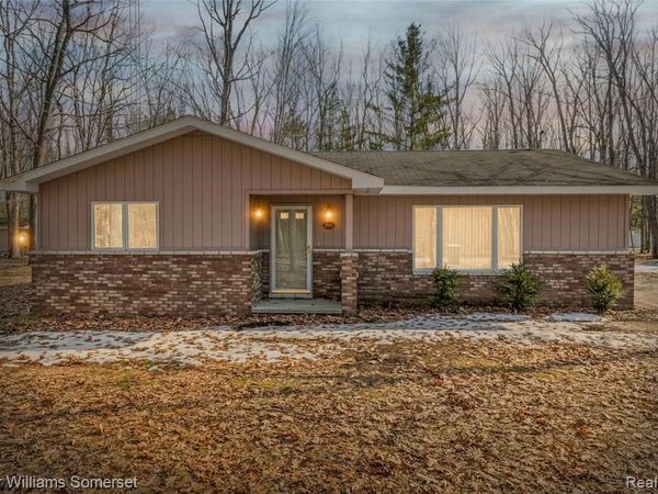 208 Hitchcock Avenue , Gerrish Twp, MI 48653