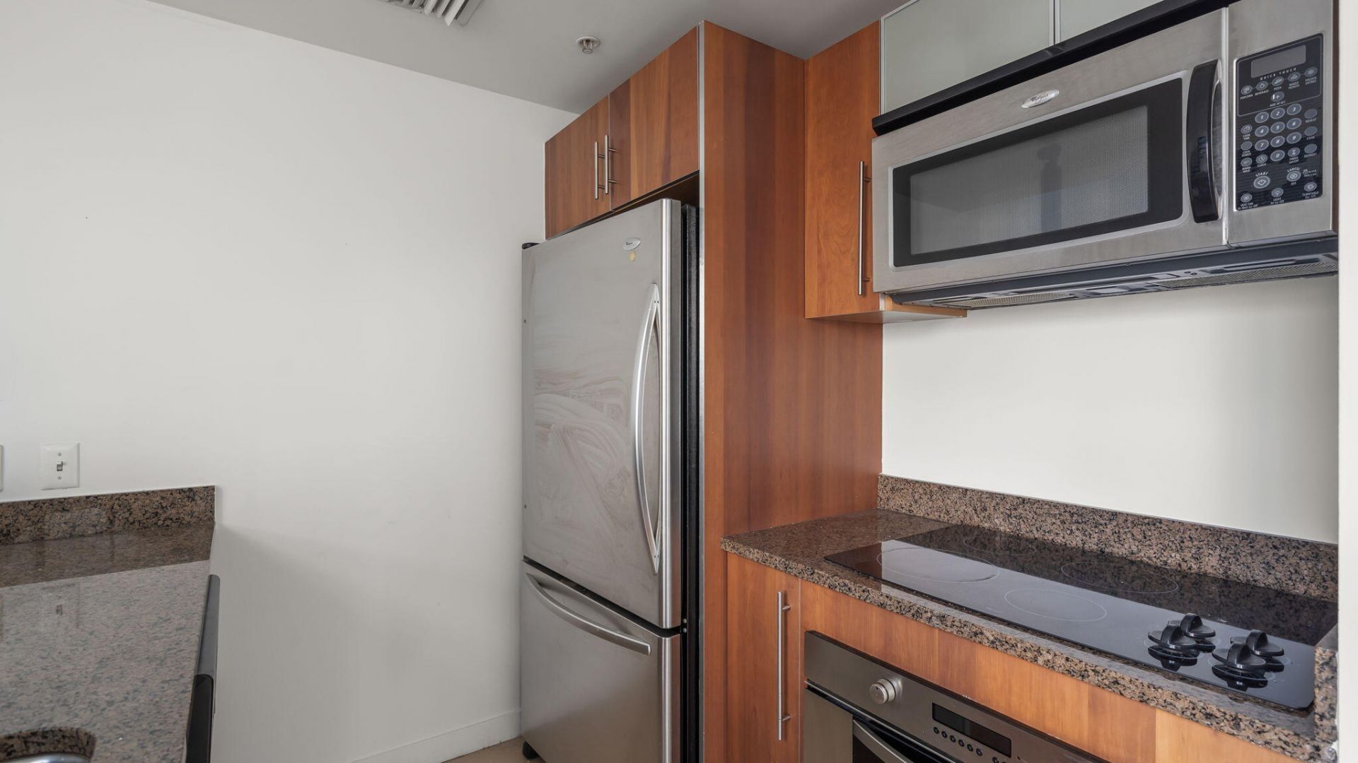 300 S Biscayne Boulevard, Unit L-832, Miami, FL 33131 Photo