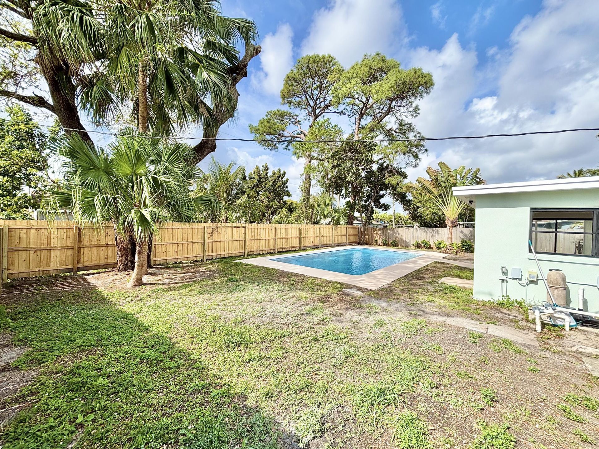 1753 16th Court N, Lake Worth Beach, FL 33460 Photo
