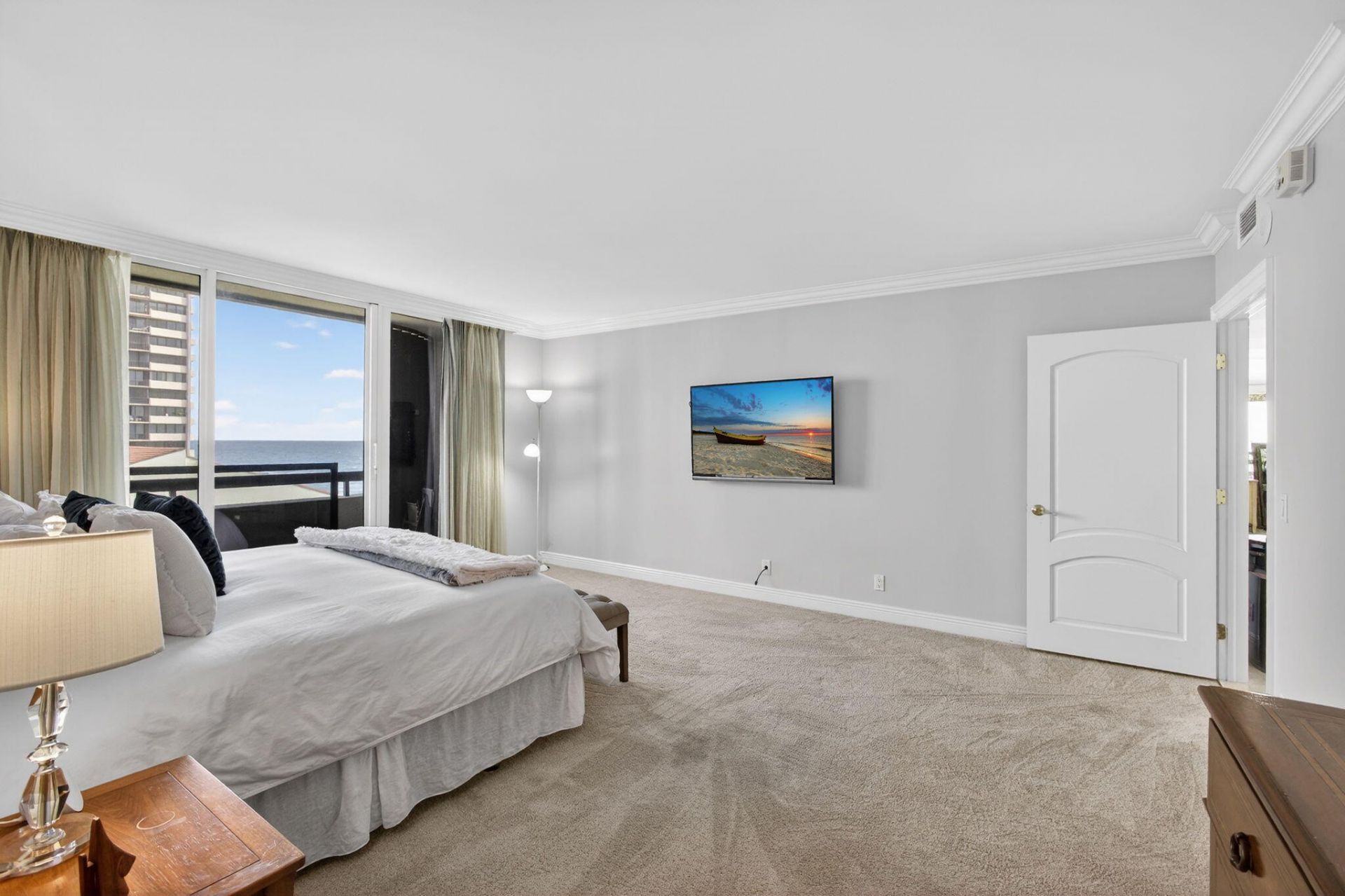 4000 N Ocean Drive, Unit 701, Singer Island, FL 33404 Photo