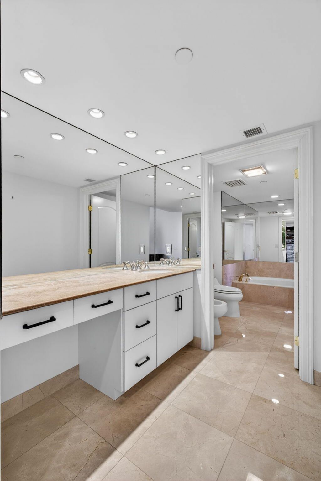 4000 N Ocean Drive, Unit 701, Singer Island, FL 33404 Photo