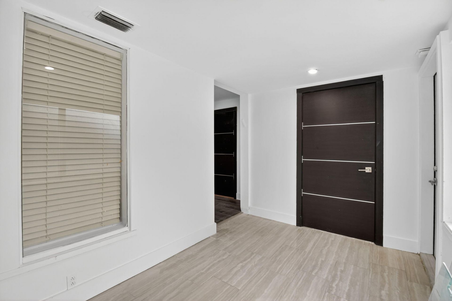 220 SW 16th Street, Dania Beach, FL 33004 Photo