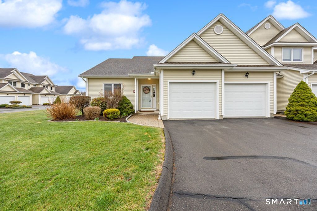 12 Spindle Hill, Unit 5E, Wolcott, CT 06716 Main Photo