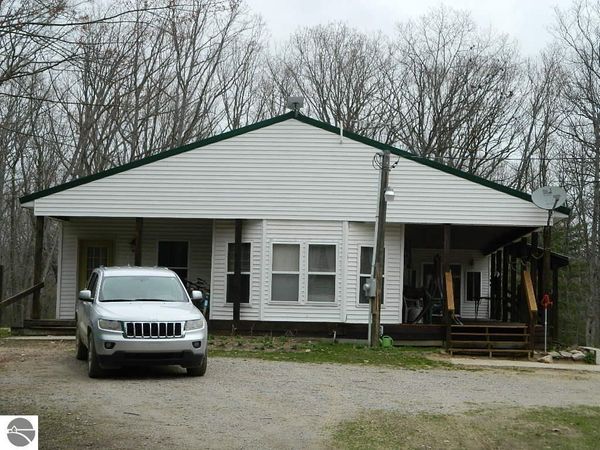 5651 Haskell Lake Road E, Harrison, MI 48625