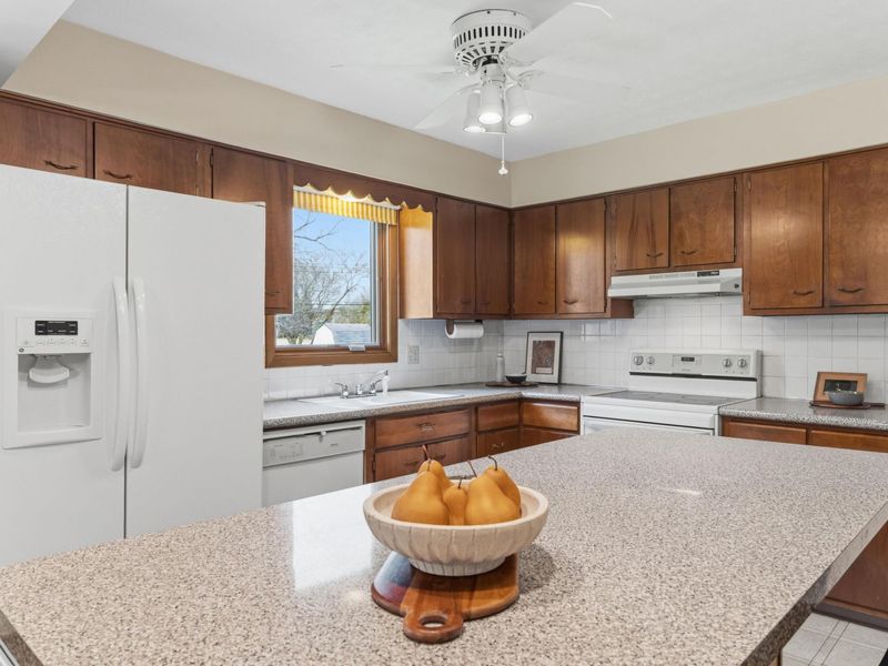 4543 Ducrest Drive, Columbus, OH 43220 Photo 17