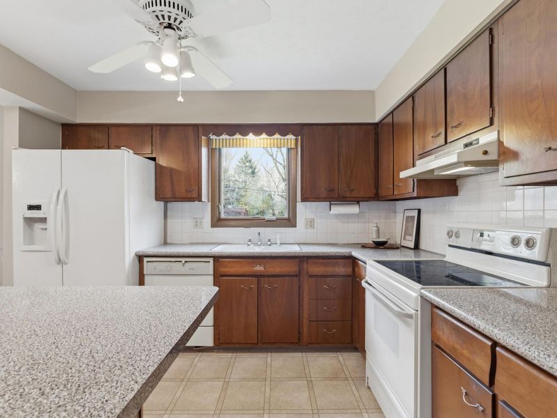 4543 Ducrest Drive, Columbus, OH 43220 Photo 21