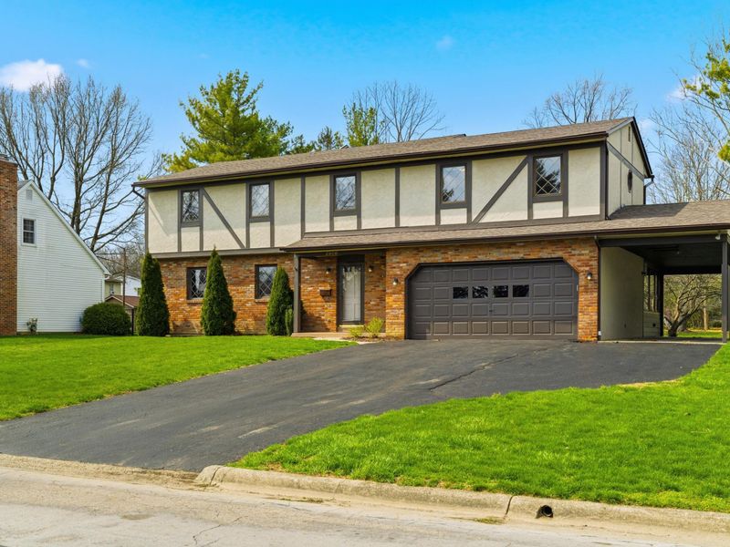 4543 Ducrest Drive, Columbus, OH 43220 Photo 4