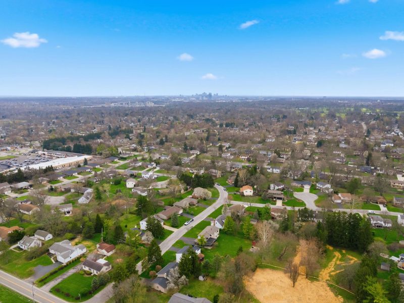 4543 Ducrest Drive, Columbus, OH 43220 Photo 68