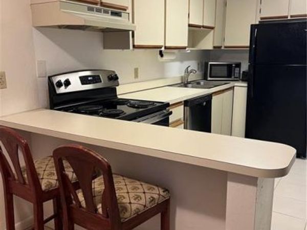 4513 SW 8th CT , Unit 109, CAPE CORAL, FL 33914