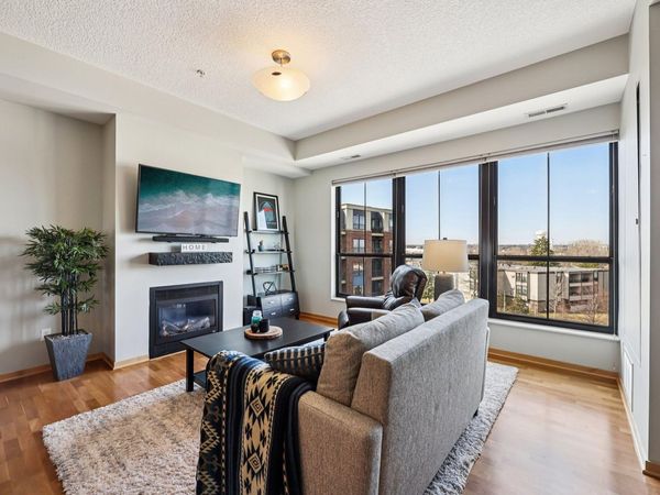 4525 Park Commons Drive, Unit 421, Saint Louis Park, MN 55416