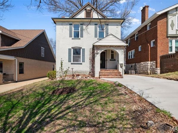 7479 Hiawatha Avenue , Richmond Heights, MO 63117