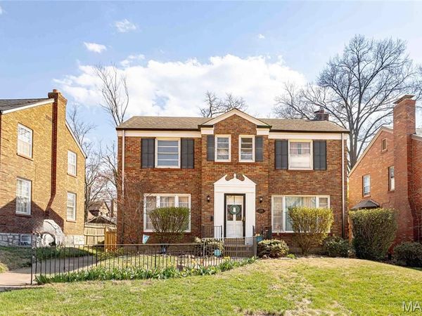 7328 Ravinia Drive, Pasadena Hills, MO 63121