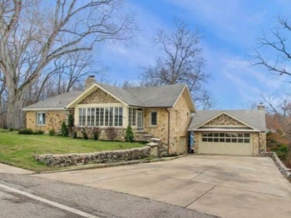 205 Orchard Road , North Barrington, IL 60010