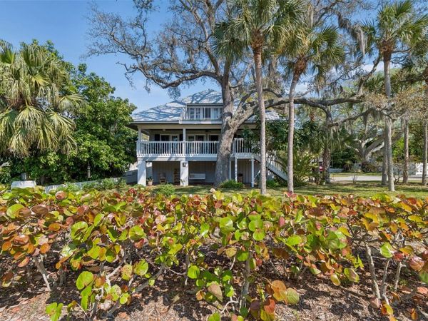 600 N MAYO STREET , CRYSTAL BEACH, FL 34681