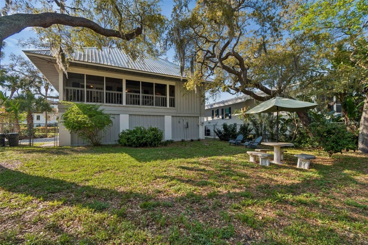 600 N Mayo Street , Crystal Beach, FL 34681 Photo