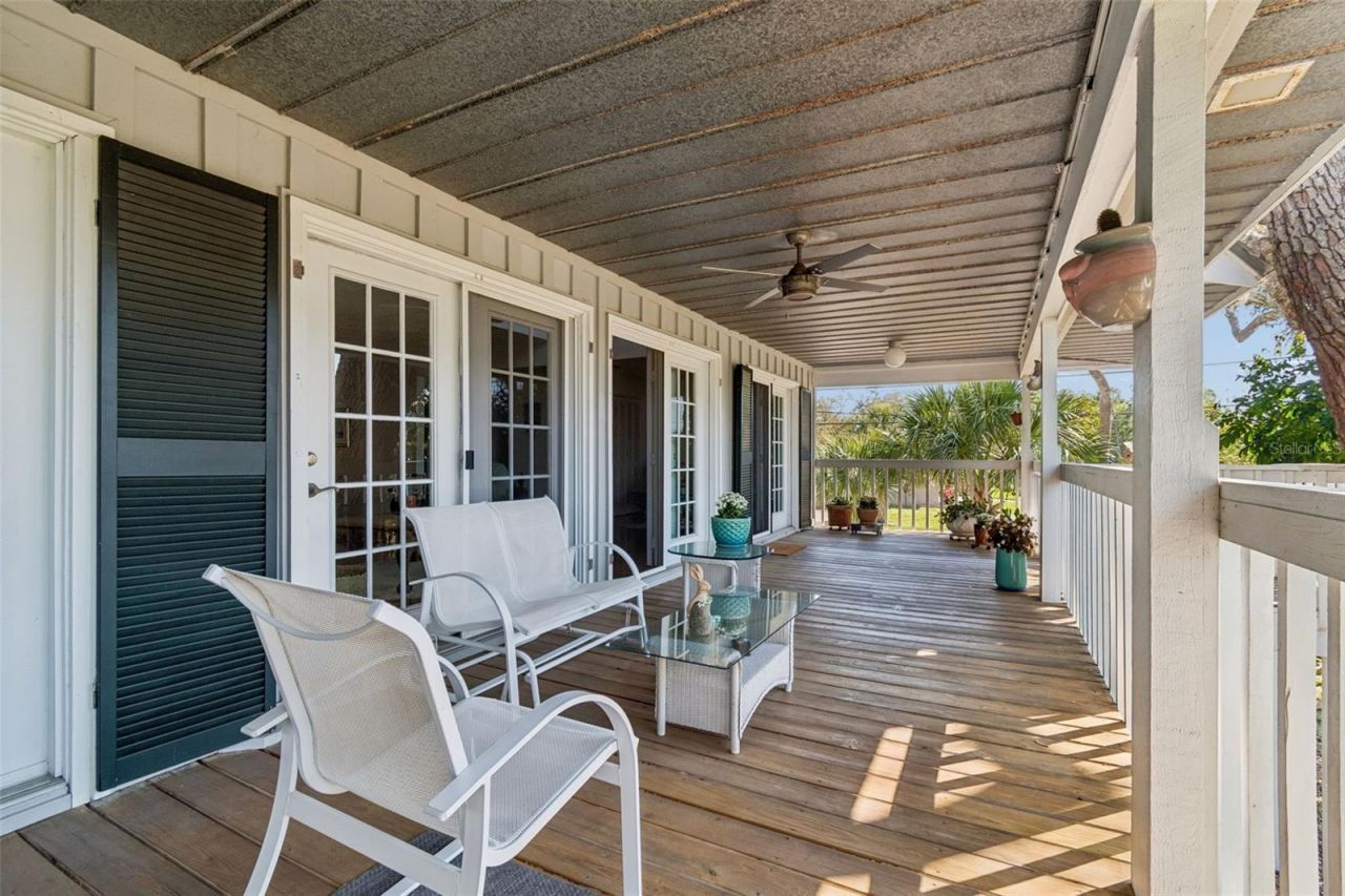 600 N Mayo Street , Crystal Beach, FL 34681 Photo