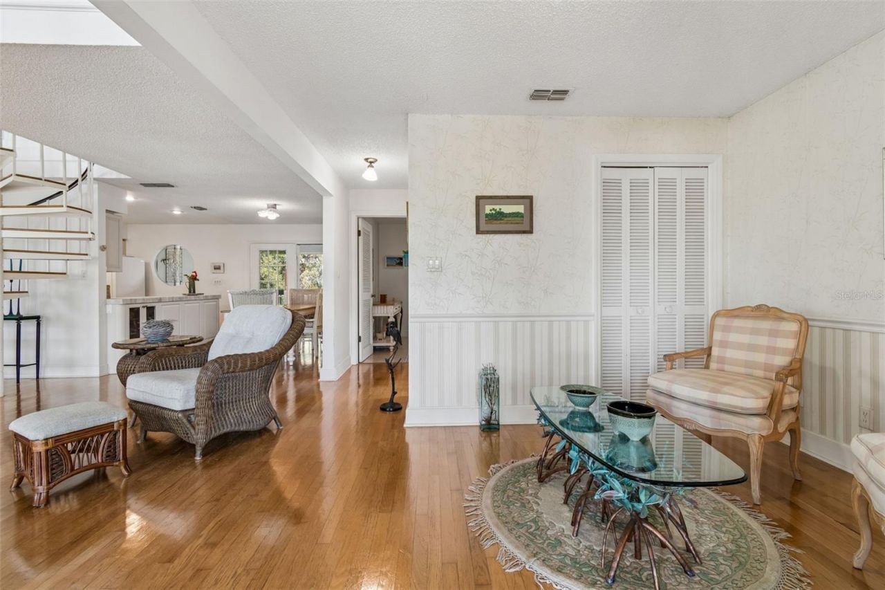 600 N Mayo Street , Crystal Beach, FL 34681 Photo