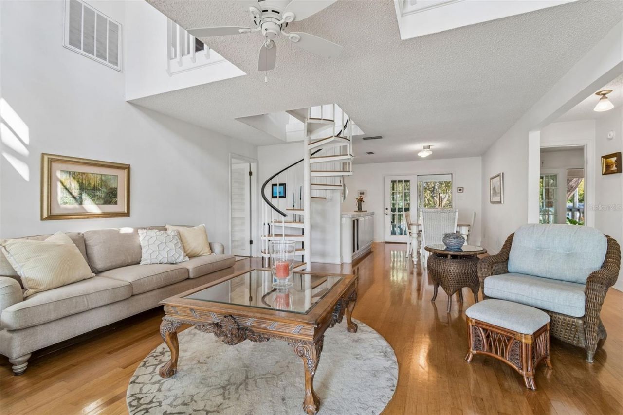 600 N Mayo Street , Crystal Beach, FL 34681 Photo