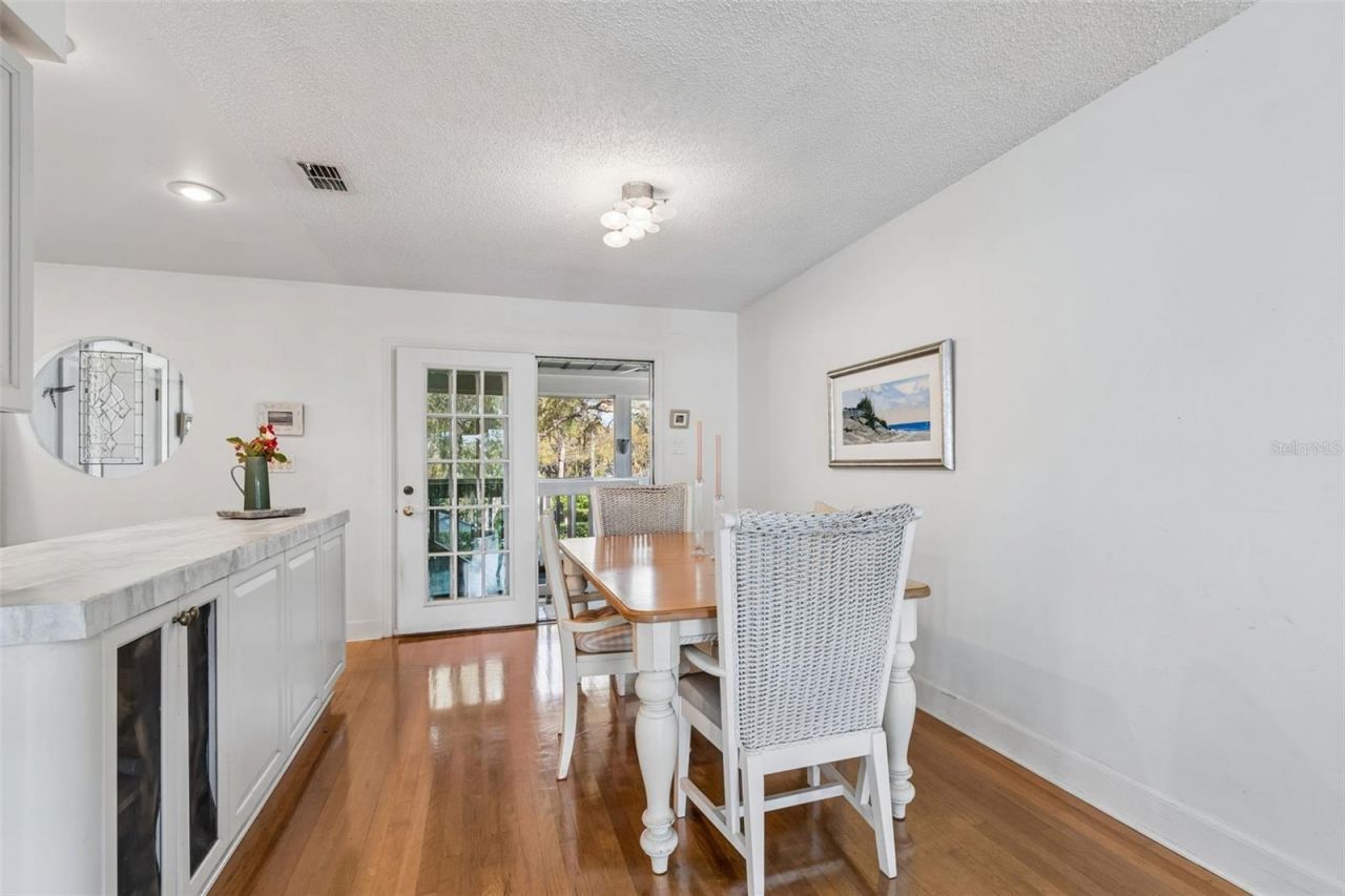 600 N Mayo Street , Crystal Beach, FL 34681 Photo