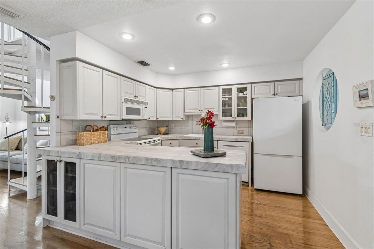 600 N Mayo Street , Crystal Beach, FL 34681 Photo