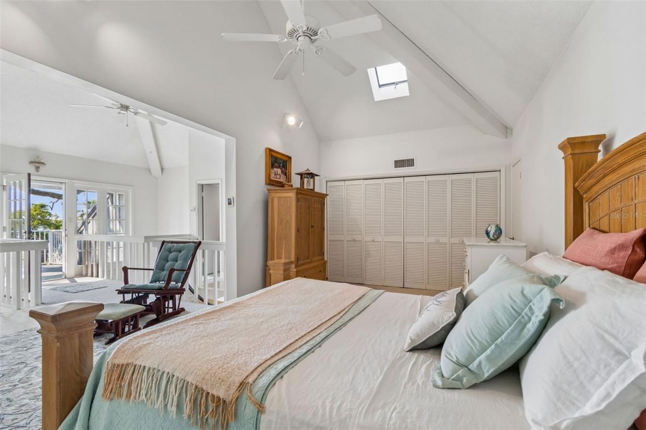 600 N Mayo Street , Crystal Beach, FL 34681 Photo