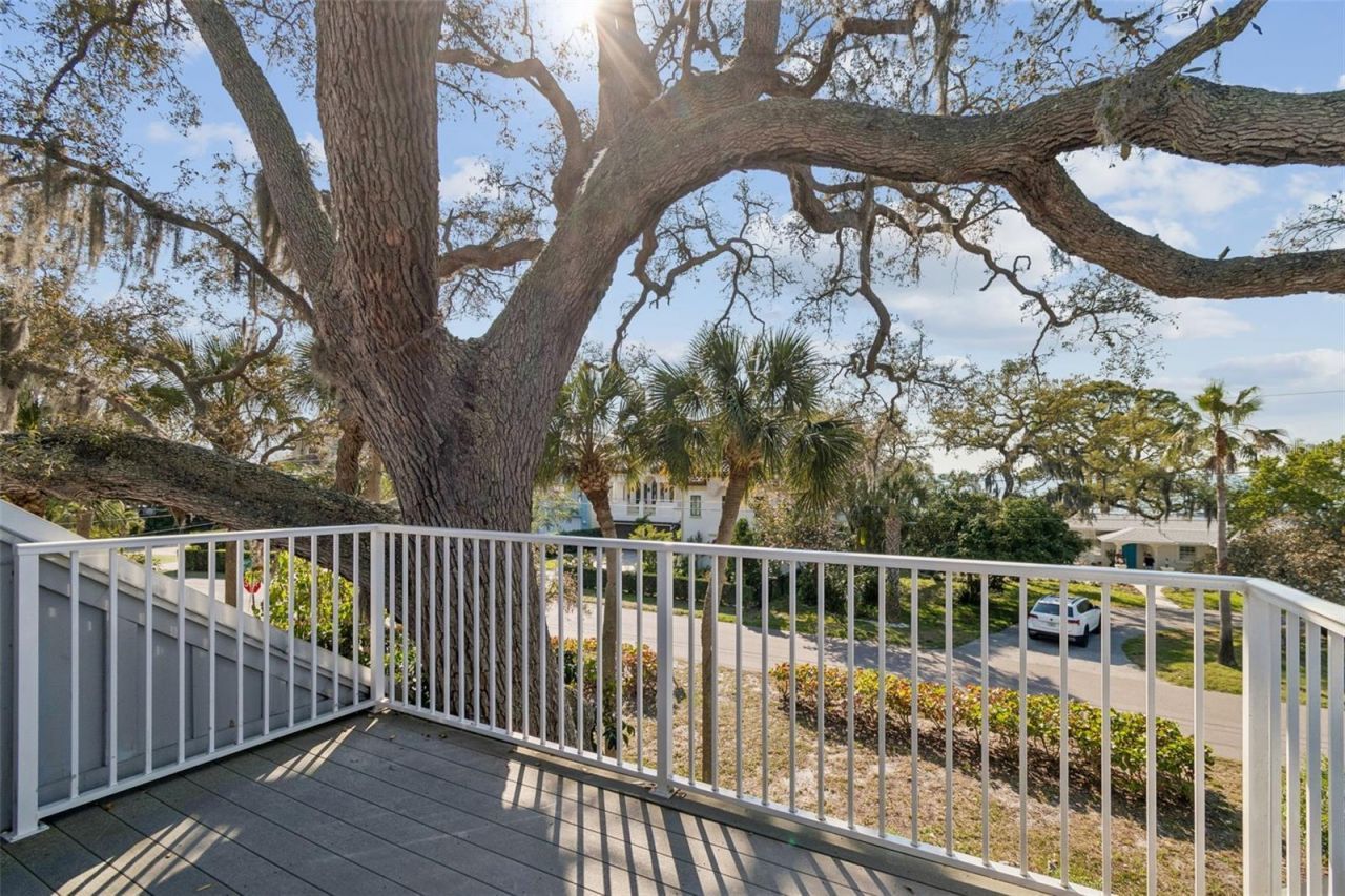 600 N Mayo Street , Crystal Beach, FL 34681 Photo