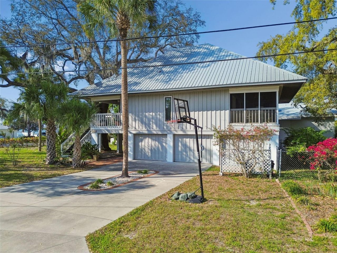 600 N Mayo Street , Crystal Beach, FL 34681 Photo
