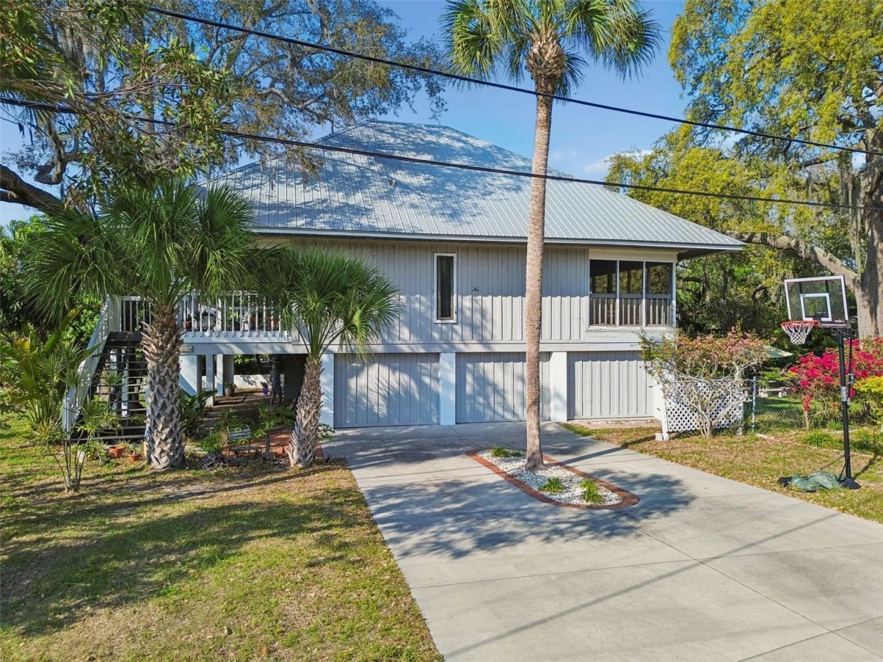 600 N Mayo Street , Crystal Beach, FL 34681 Photo
