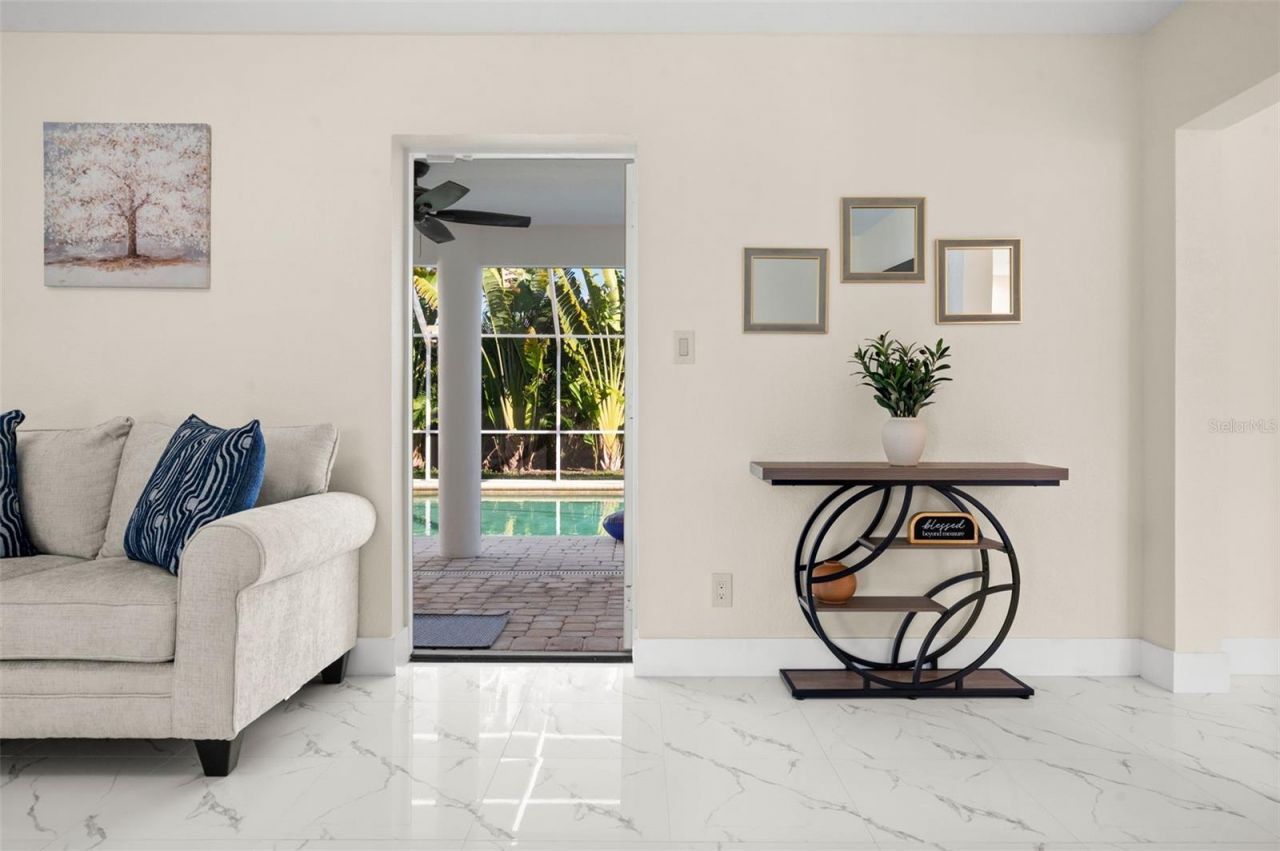 625 W Olympia Avenue, Punta Gorda, FL 33950 Photo