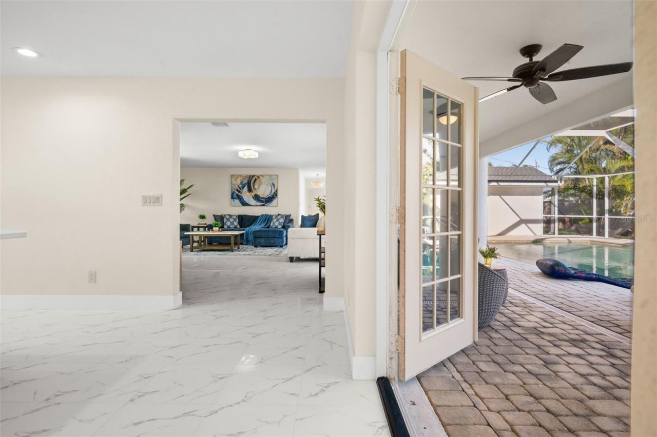 625 W Olympia Avenue, Punta Gorda, FL 33950 Photo