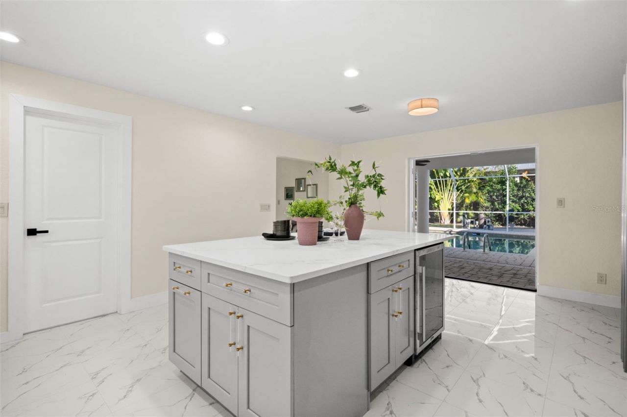 625 W Olympia Avenue, Punta Gorda, FL 33950 Photo