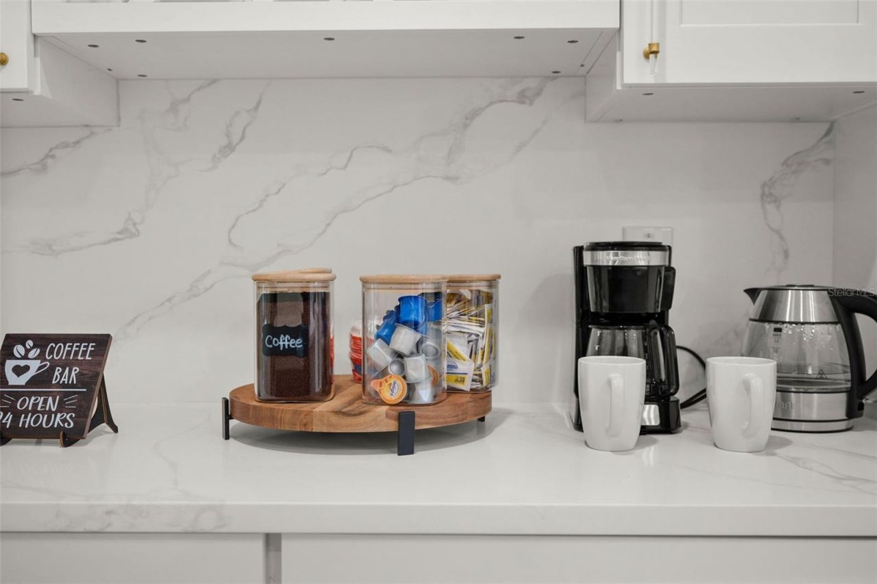 625 W Olympia Avenue, Punta Gorda, FL 33950 Photo