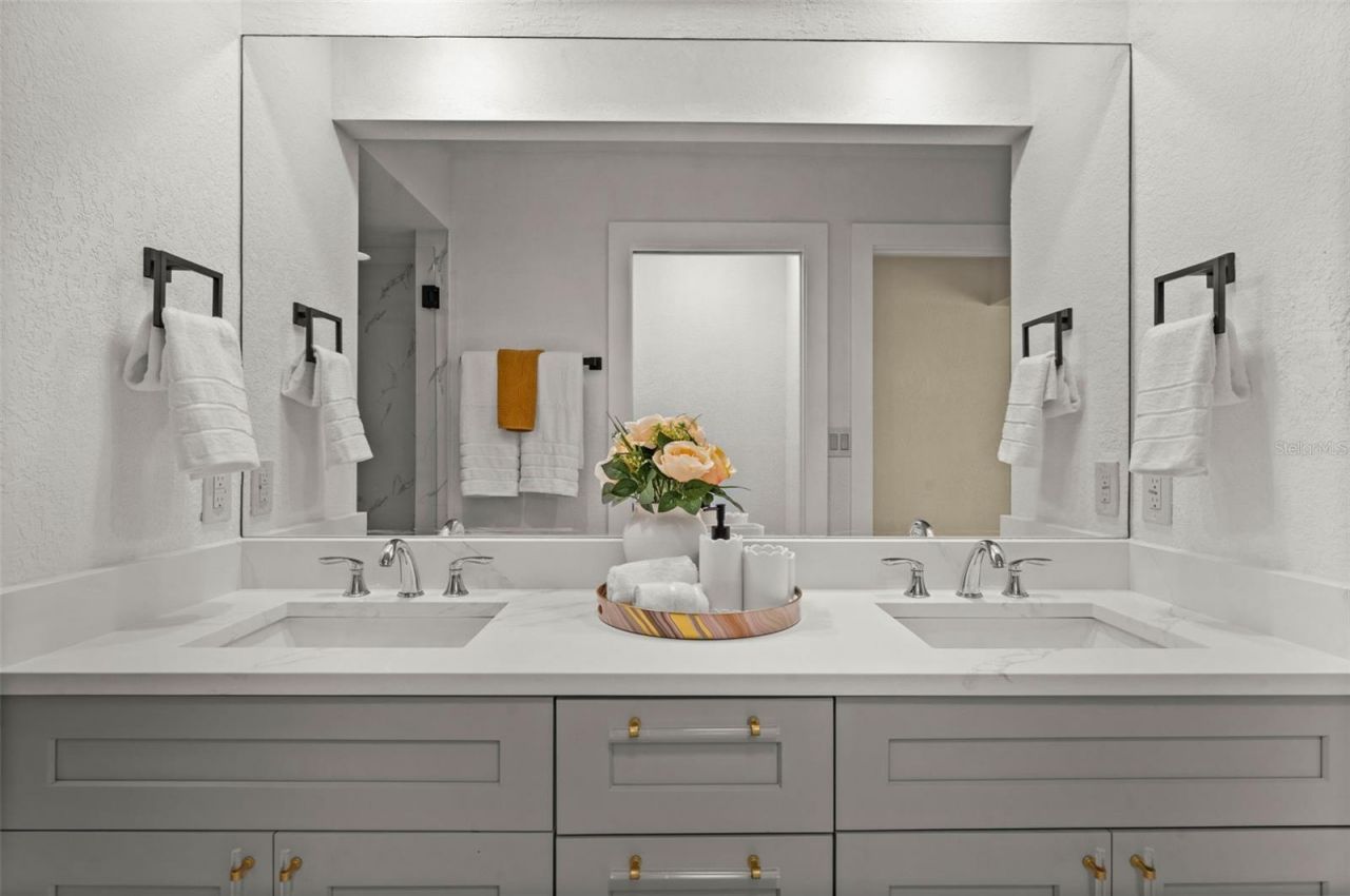 625 W Olympia Avenue, Punta Gorda, FL 33950 Photo