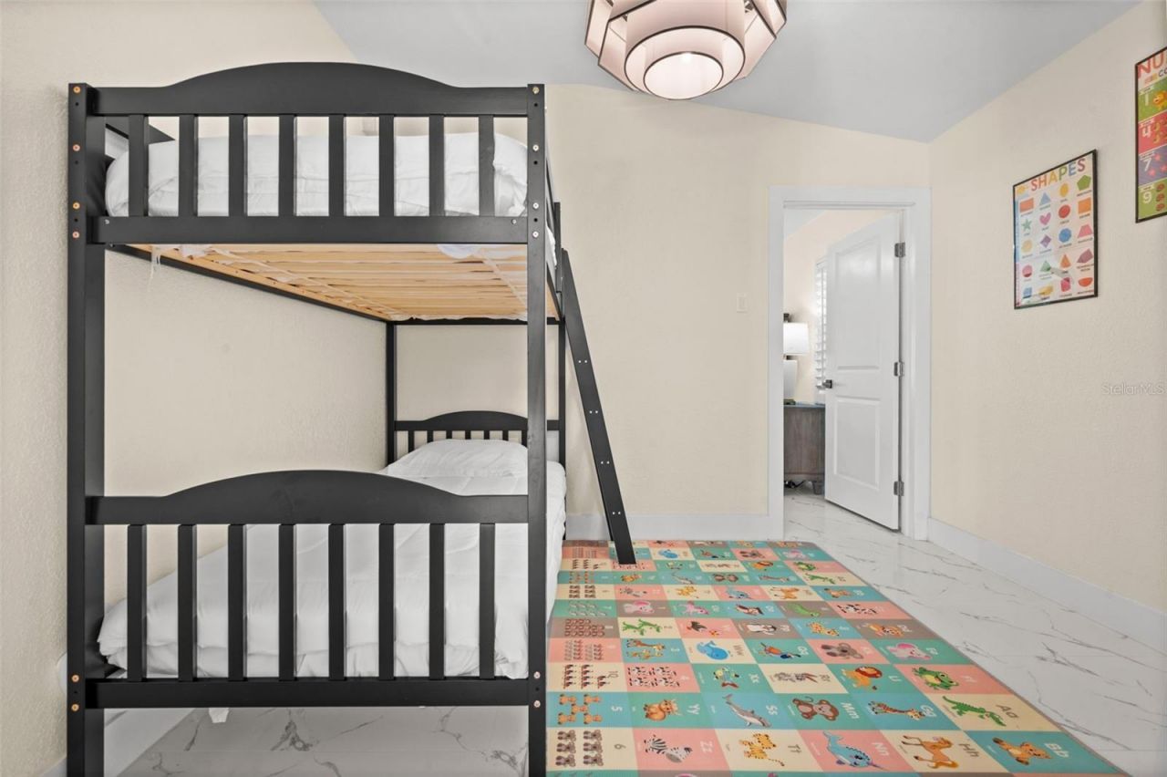 625 W Olympia Avenue, Punta Gorda, FL 33950 Photo