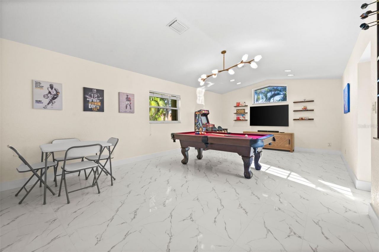 625 W Olympia Avenue, Punta Gorda, FL 33950 Photo