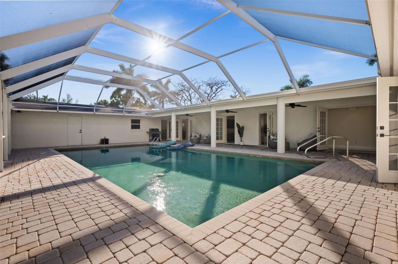 625 W Olympia Avenue, Punta Gorda, FL 33950 Photo