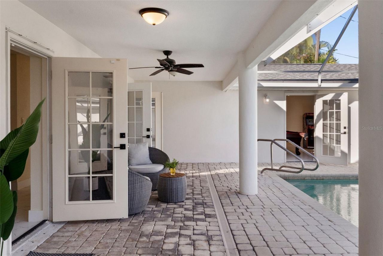 625 W Olympia Avenue, Punta Gorda, FL 33950 Photo