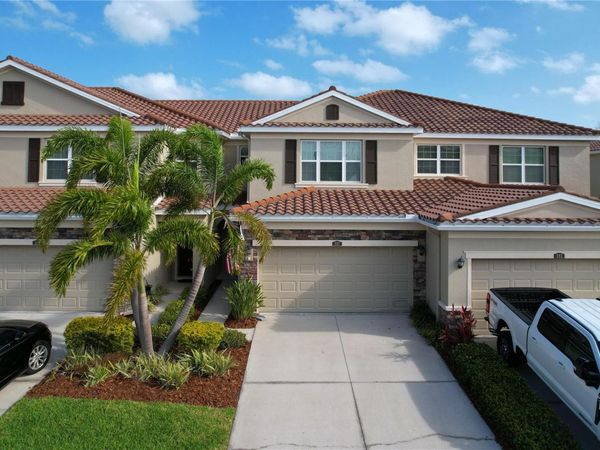 597 52ND TERRACE N, ST PETERSBURG, FL 33703