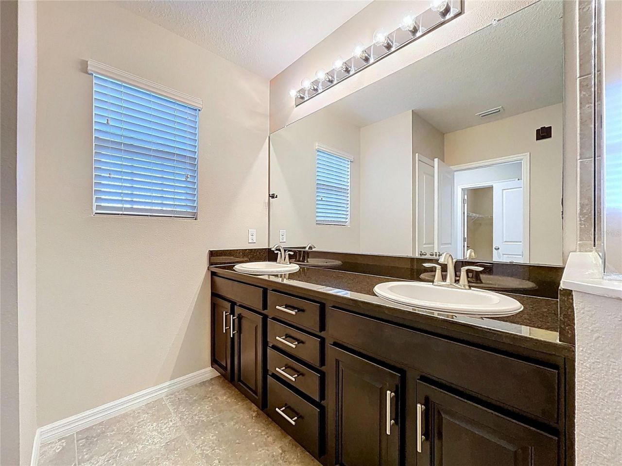 597 52nd Terrace N, Saint Petersburg, FL 33703 Photo