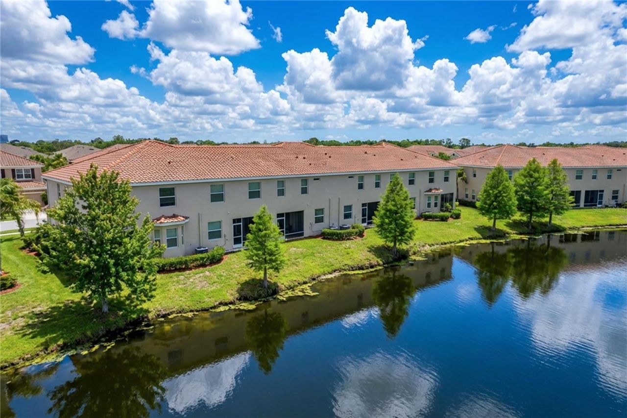 597 52nd Terrace N, Saint Petersburg, FL 33703 Photo