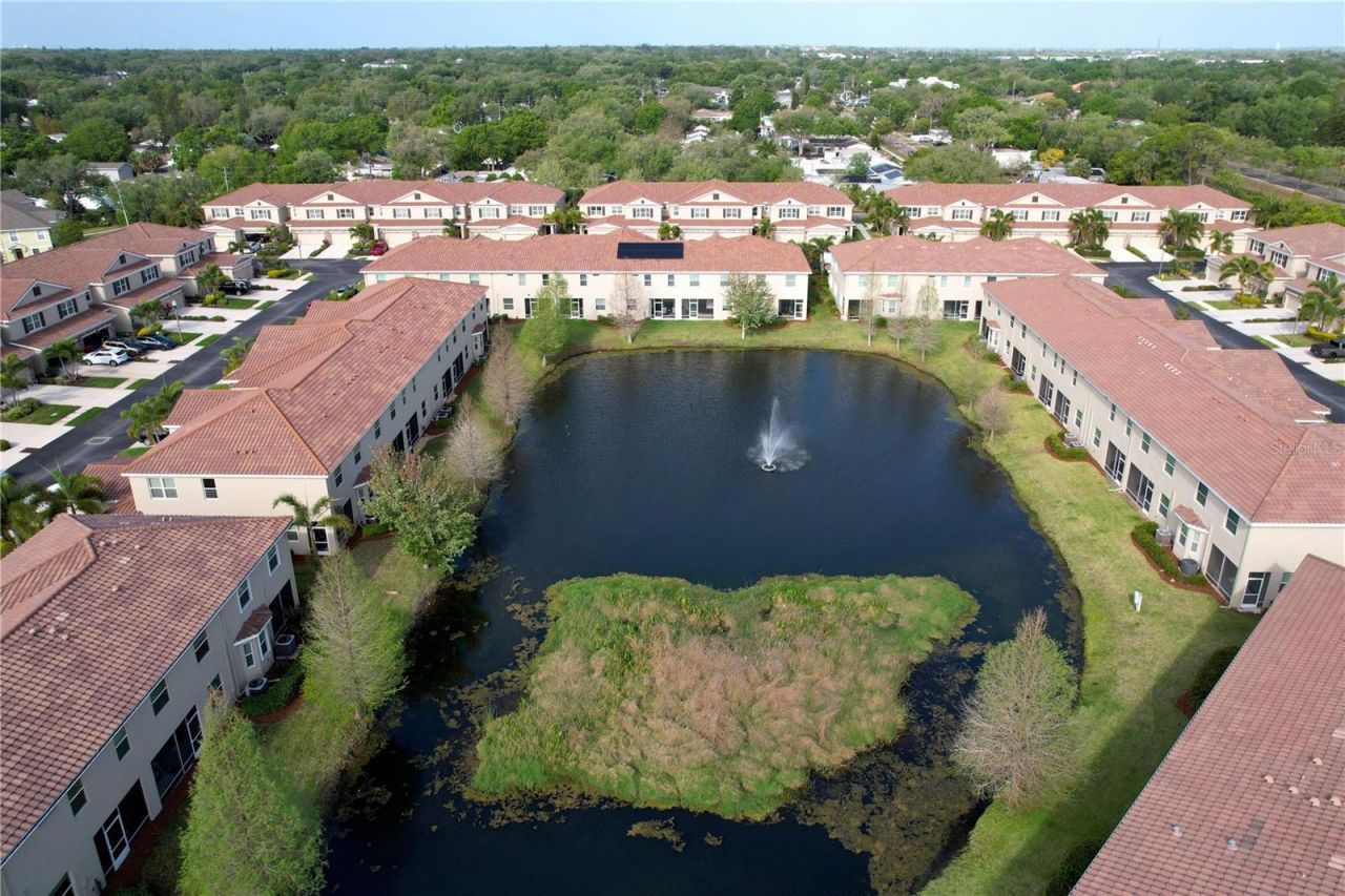 597 52nd Terrace N, Saint Petersburg, FL 33703 Photo