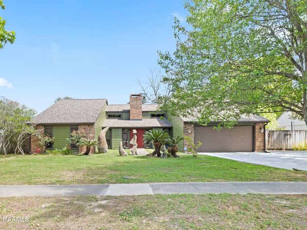 146 Steiner Road , Lafayette, LA 70508